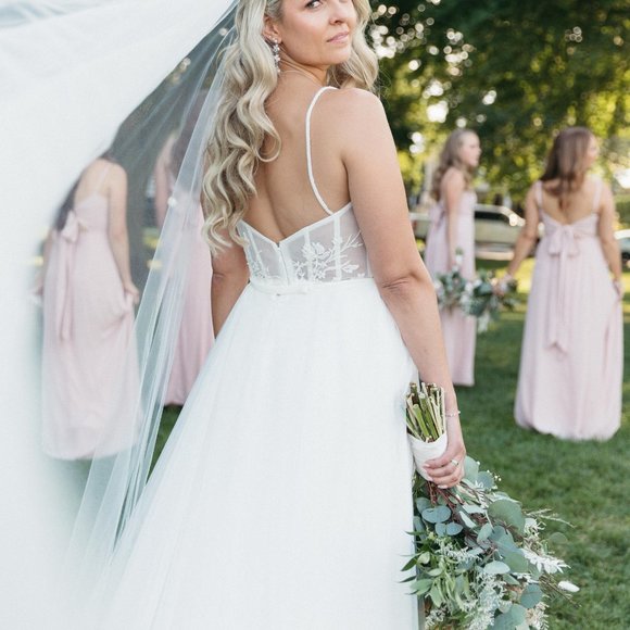 Made With Love Removable Flowy Skirt with Gap (over Wedding dress) - Picture 4 of 15